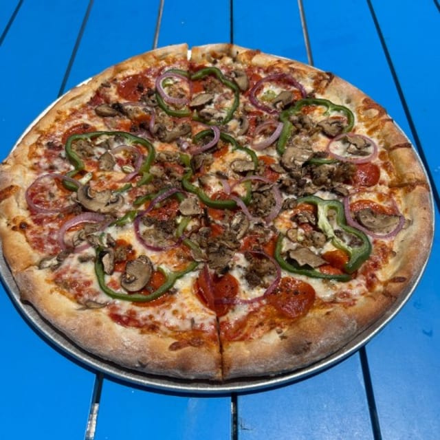 Shack Supreme Pizza 16".